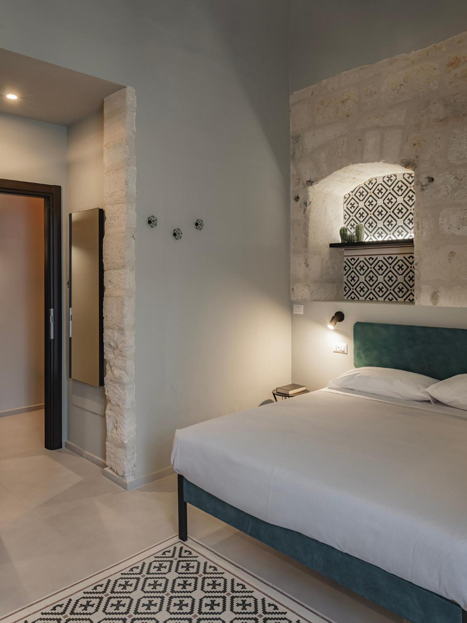 Hotel Almica24 Bari Exterior foto